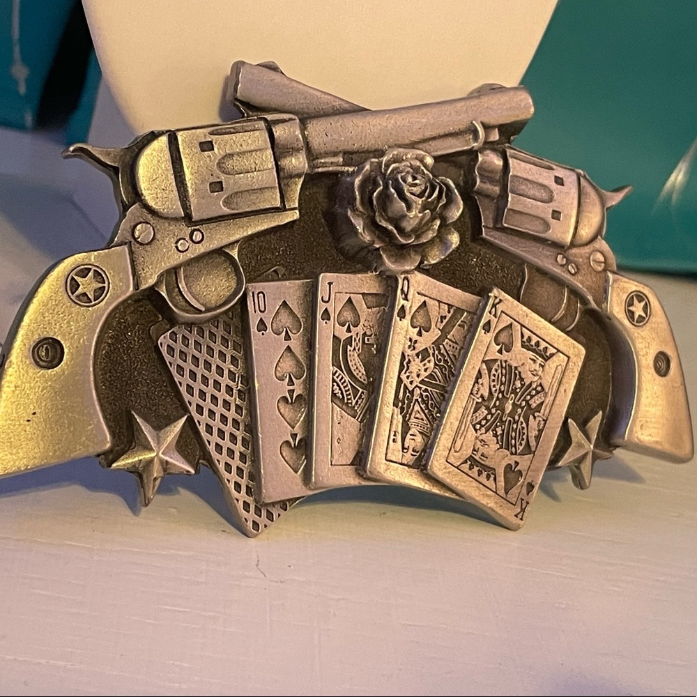 Buckle